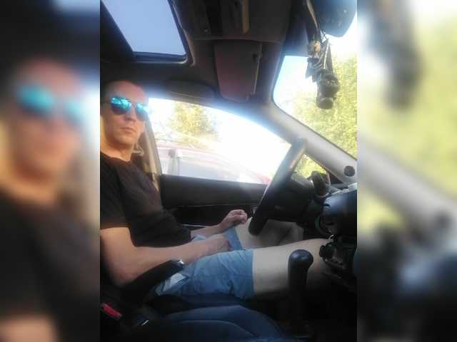 Live sex webcam photo for Dididon2305 #278229501