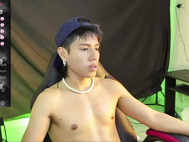 Live sex webcam photo for DiegoErazoX #277000580