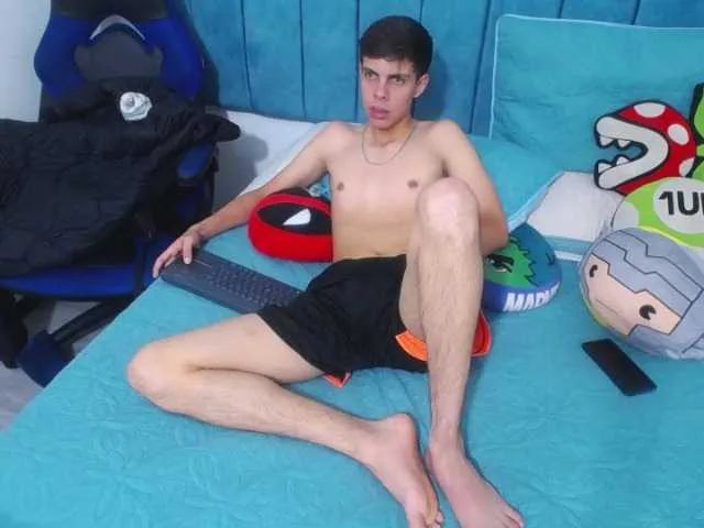 Live sex webcam photo for Diegoenp- #276867253