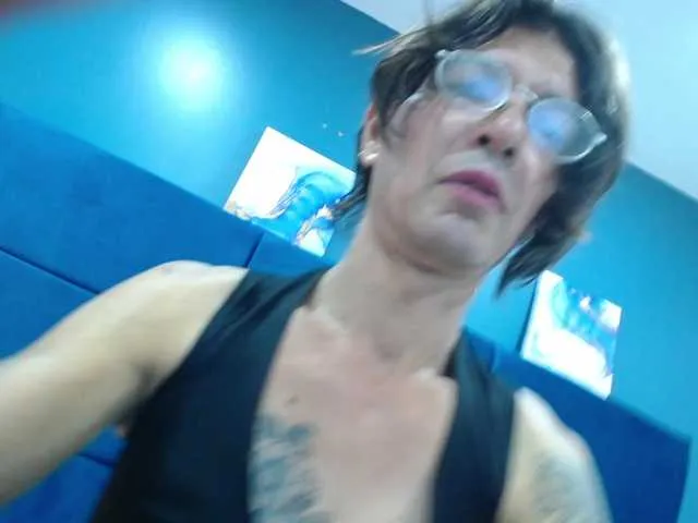 Live sex webcam photo for Digital-Witch #275607018