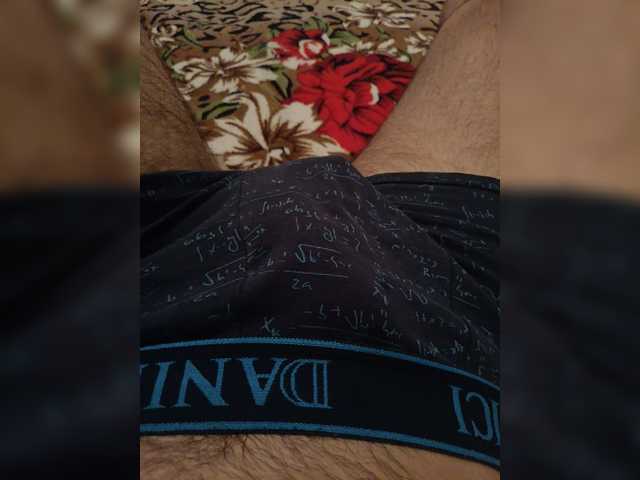 Live sex webcam photo for Digmakir2 #276019994