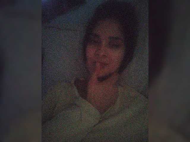 Live sex webcam photo for Dil94 #272135684