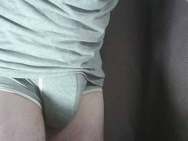 Live sex webcam photo for Dilan896 #275546272