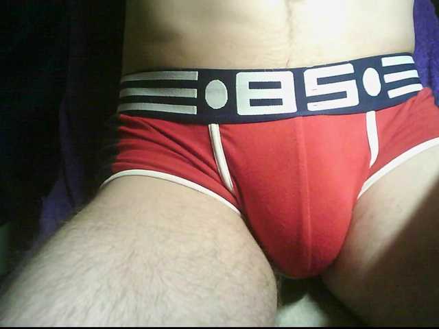 Live sex webcam photo for Dilan896 #276143681