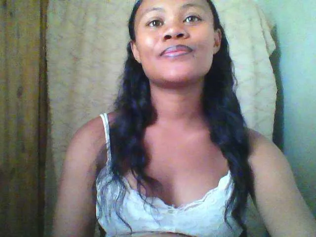 Live sex webcam photo for Dilliannah #290674375