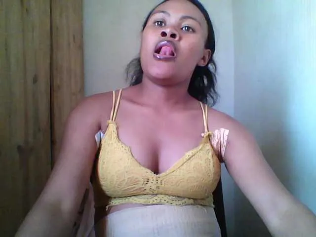 Live sex webcam photo for Dilliannah #291594751
