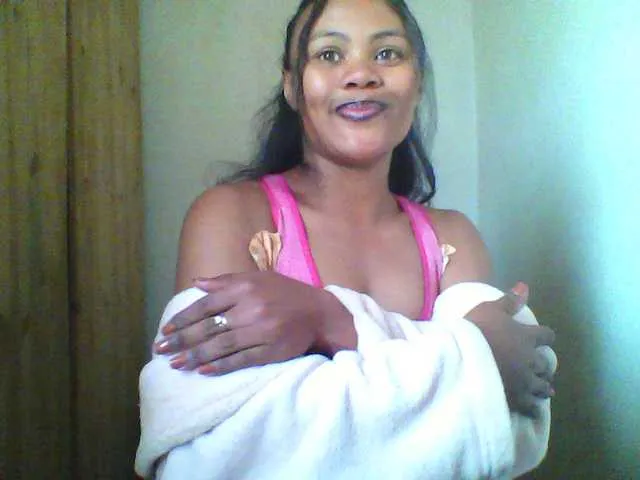Live sex webcam photo for Dilliannah #291607546