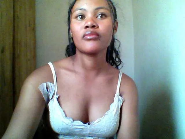 Live sex webcam photo for Dilliannah #291641031