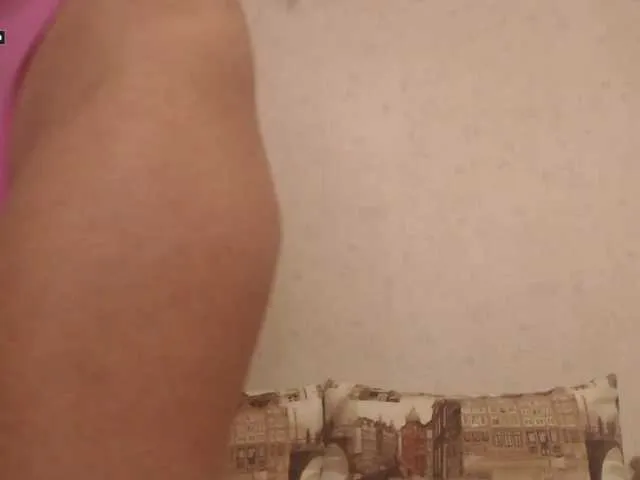 Live sex webcam photo for Dilllx #272494396