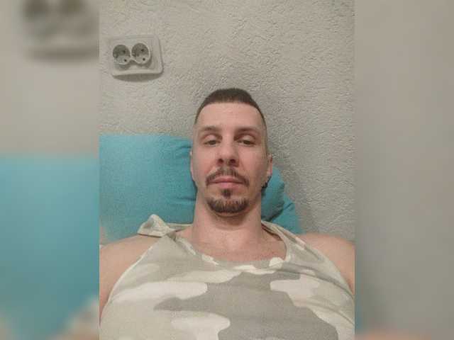 Live sex webcam photo for Dima-Uni #276956860