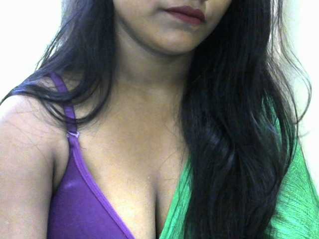 Live sex webcam photo for Dimple9631 #276424195