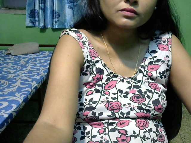 Live sex webcam photo for Dimple9631 #277447580