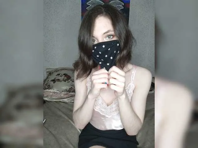 Live sex webcam photo for DinaHey #273972929