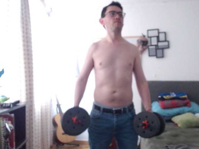 Live sex webcam photo for Diptongo7 #290765988