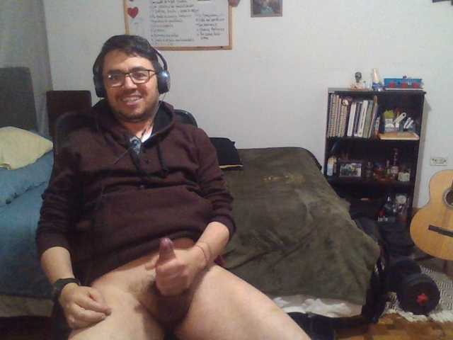 Live sex webcam photo for Diptongo7 #292152105