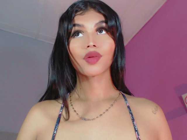 Live sex webcam photo for DirtYDayanna #275022549