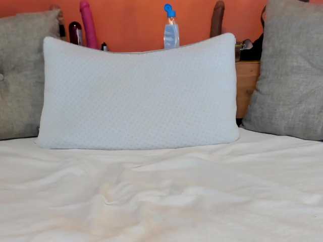 Live sex webcam photo for Dirty-Bya #287983457