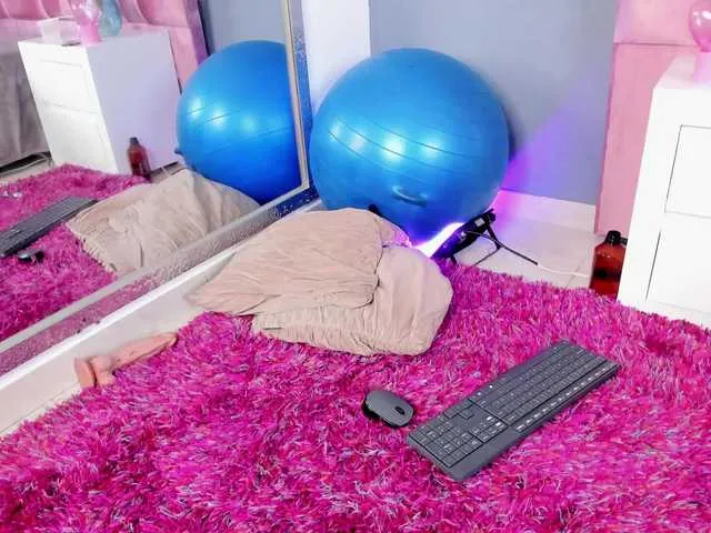 Live sex webcam photo for Dirty-Sandy #290411290