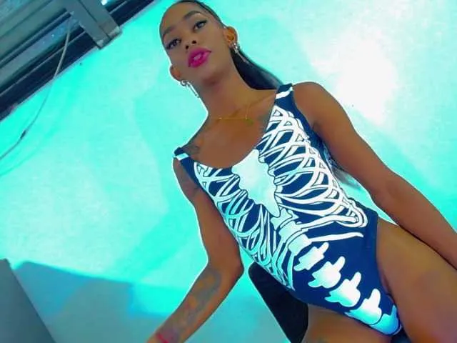 Live sex webcam photo for DirtyDahian #276158236