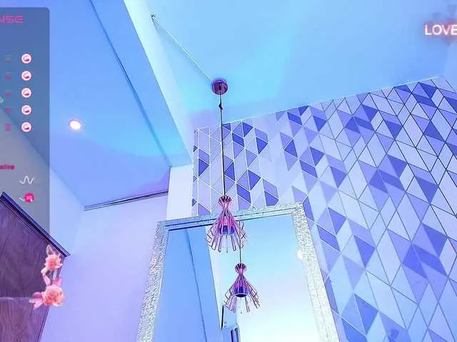 Live sex webcam photo for DirtyLittleSlut #289724024