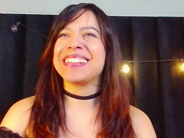 Live sex webcam photo for DirtyLittleSlut #290804368