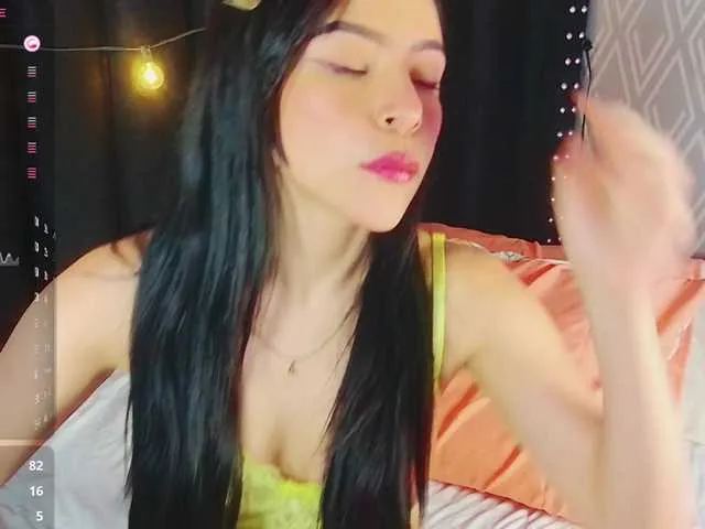 Live sex webcam photo for DirtyLittleSlut #291685238