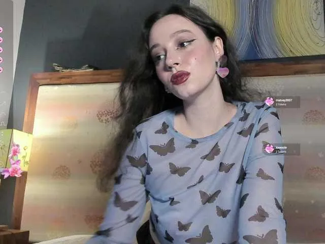 Live sex webcam photo for DirtyMelody #288969474