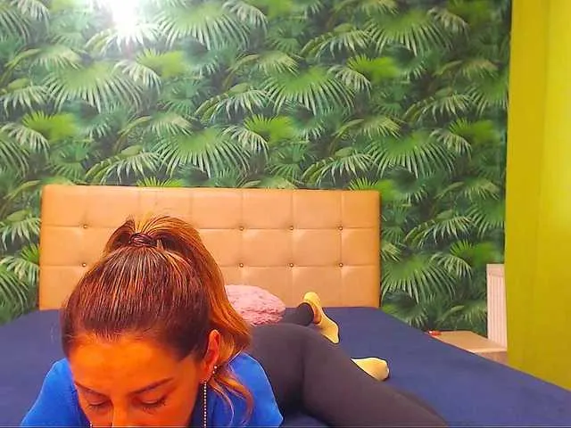 Live sex webcam photo for DirtyStella #278060787