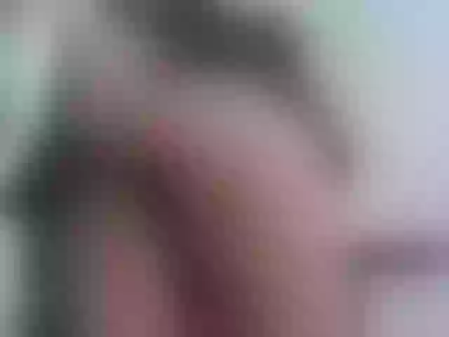 Live sex webcam photo for DirtyTina #272085675
