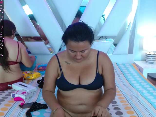 Live sex webcam photo for Dirtylesbiann #272502292