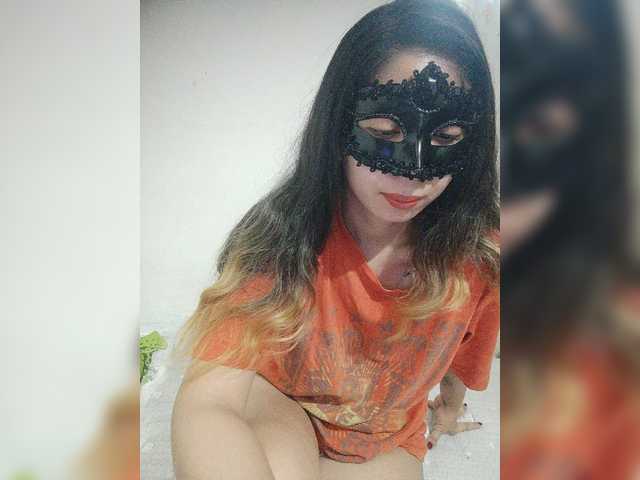 Live sex webcam photo for Dirtylittlemom #277655932