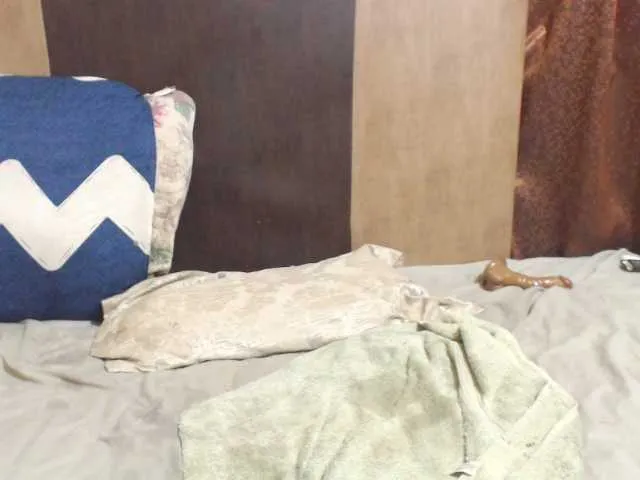 Live sex webcam photo for Dirtynana1 #277612127