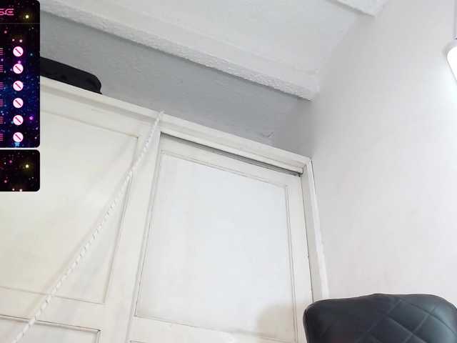 Live sex webcam photo for Dirtypeyton #276136292