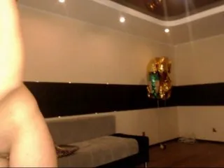 Live sex webcam photo for Diva96 #136087806