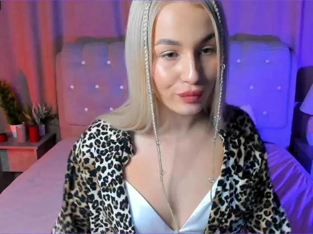 Live sex webcam photo for Divachicka #274524856