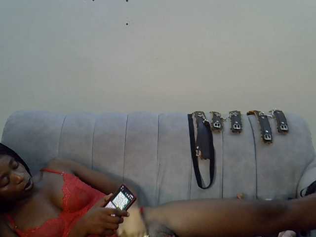 Live sex webcam photo for Divaslutty #291603395