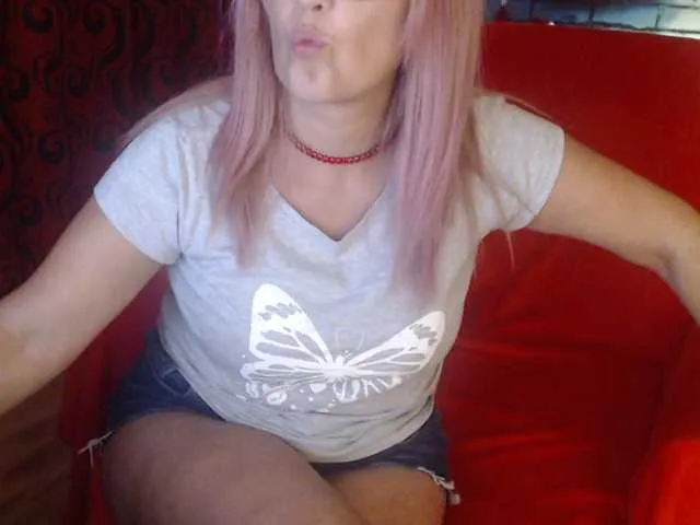Live sex webcam photo for DivineBlond #287956807