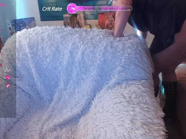 Live sex webcam photo for DivineBlond #287957037