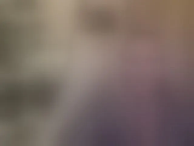 Live sex webcam photo for DivineBlond #292518254