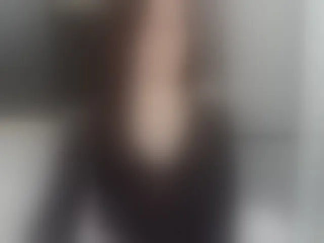 Live sex webcam photo for Dixii_life #293540146