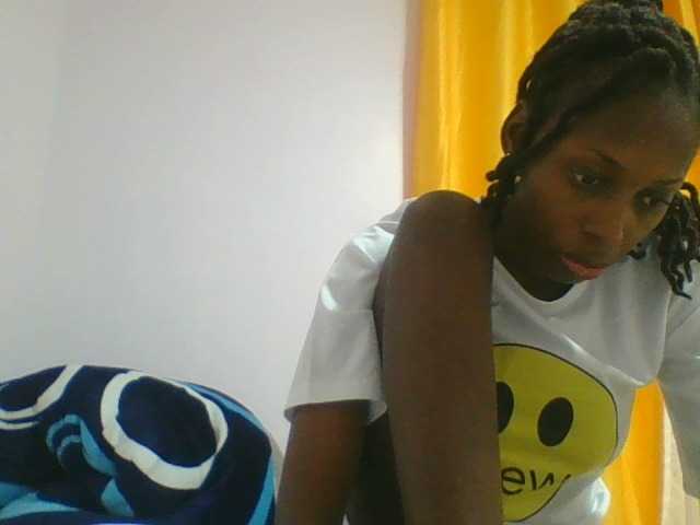 Live sex webcam photo for Dizzydose1 #275847790