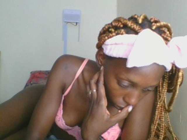 Live sex webcam photo for Dizzydose1 #276628397