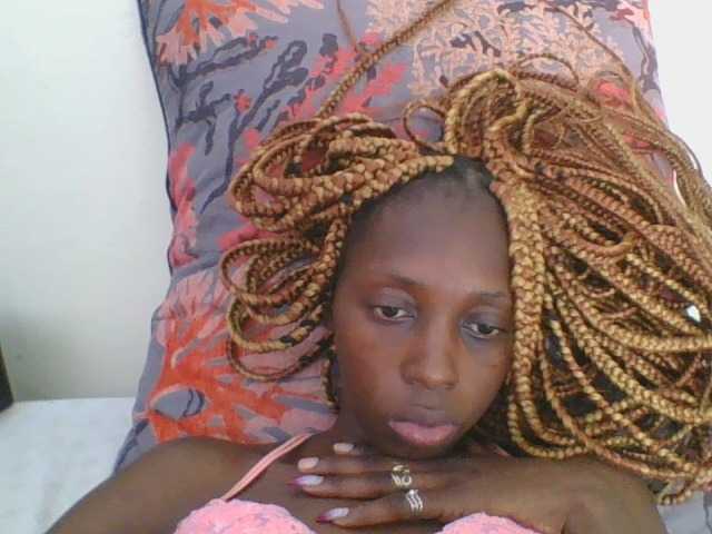 Live sex webcam photo for Dizzydose1 #276634111