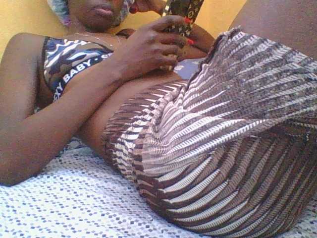 Live sex webcam photo for Dizzydose1 #278279679