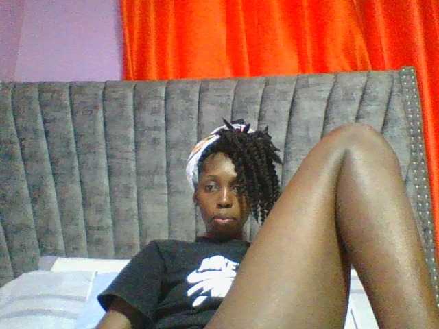 Live sex webcam photo for Dizzydose1 #281683913