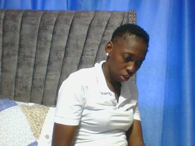 Live sex webcam photo for Dizzydose1 #290380932