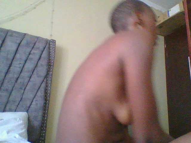 Live sex webcam photo for Dizzydose1 #290619502