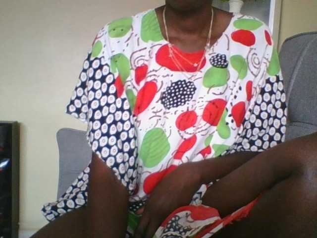 Live sex webcam photo for Dizzydose1 #290755348