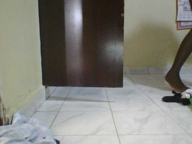 Live sex webcam photo for Dizzydose1 #291238404