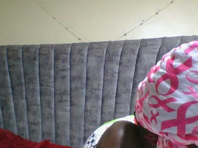 Live sex webcam photo for Dizzydose1 #291949043